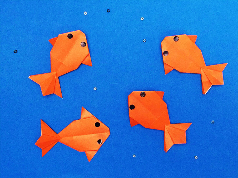 金魚 の 折り 方 折り紙