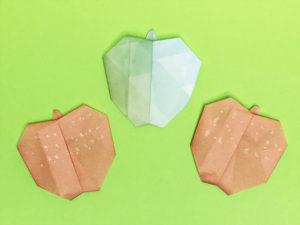折り紙で折った梨