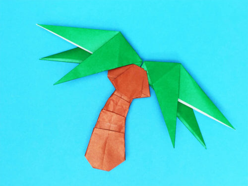 折り紙で折ったヤシの木