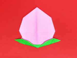 折り紙で折った桃