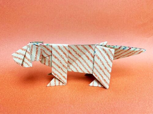 折り紙で折ったトラ