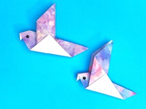 折り紙で作った鳩
