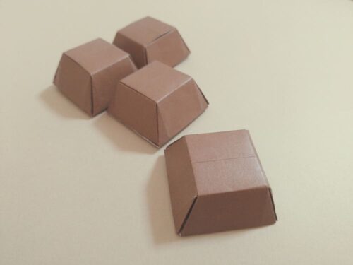 折り紙で作ったチョコレート