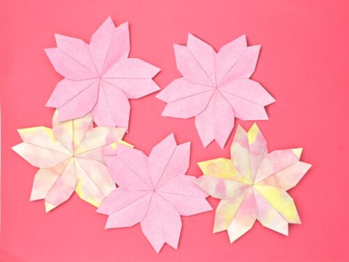 折り紙で作った桜の花